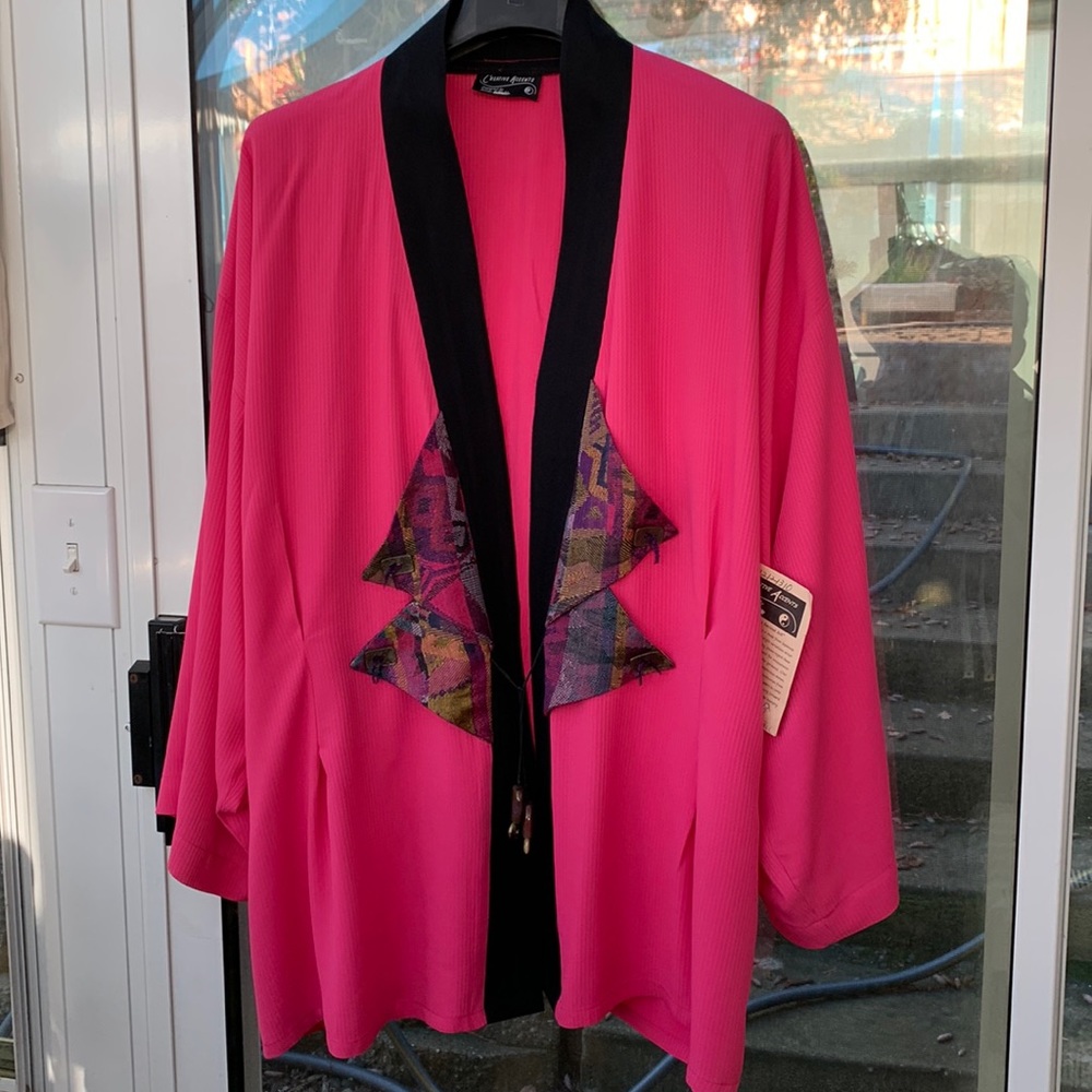 Creative Accents Kimono Jacket In Hot Pink